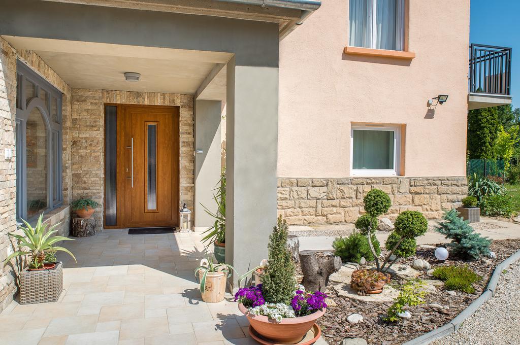 Forestine Guesthouse Heviz Exterior photo